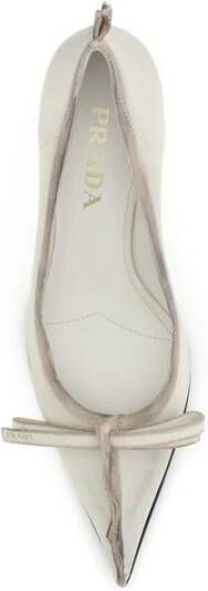 Prada Antieke Leren Kitten Heel Pumps