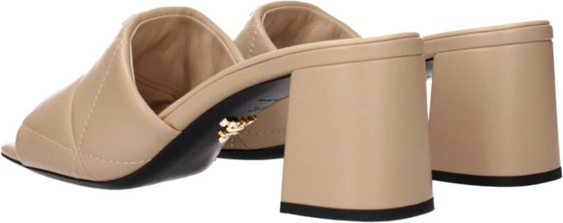 Prada Beige Leren Slippers Sandalen Front Logo