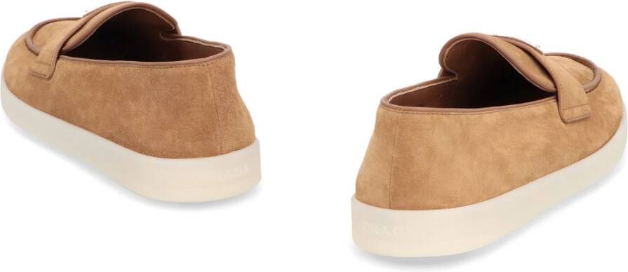 Prada Chamois Suède Loafers met Rubberen Zool
