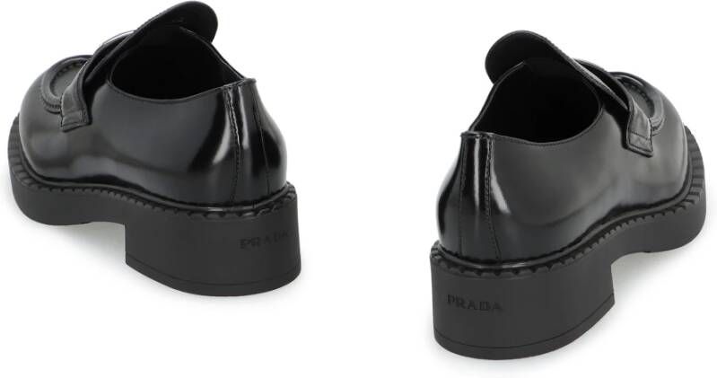Prada Chocolade Leren Loafers Ronde Neus