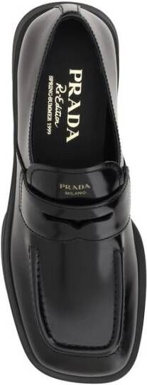 Prada Elegante Leren Loafers