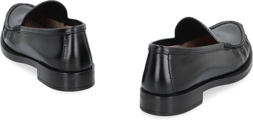 Prada Geborsteld leren loafers Amandel teen