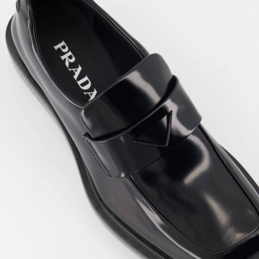 Prada Gestoffeerde Lederen Loafers Black Dames
