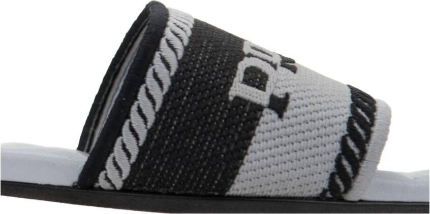 Prada Gewatteerde leren band sandalen