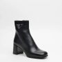 Prada Leren enkellaarzen met metalen logo Black Dames - Thumbnail 2