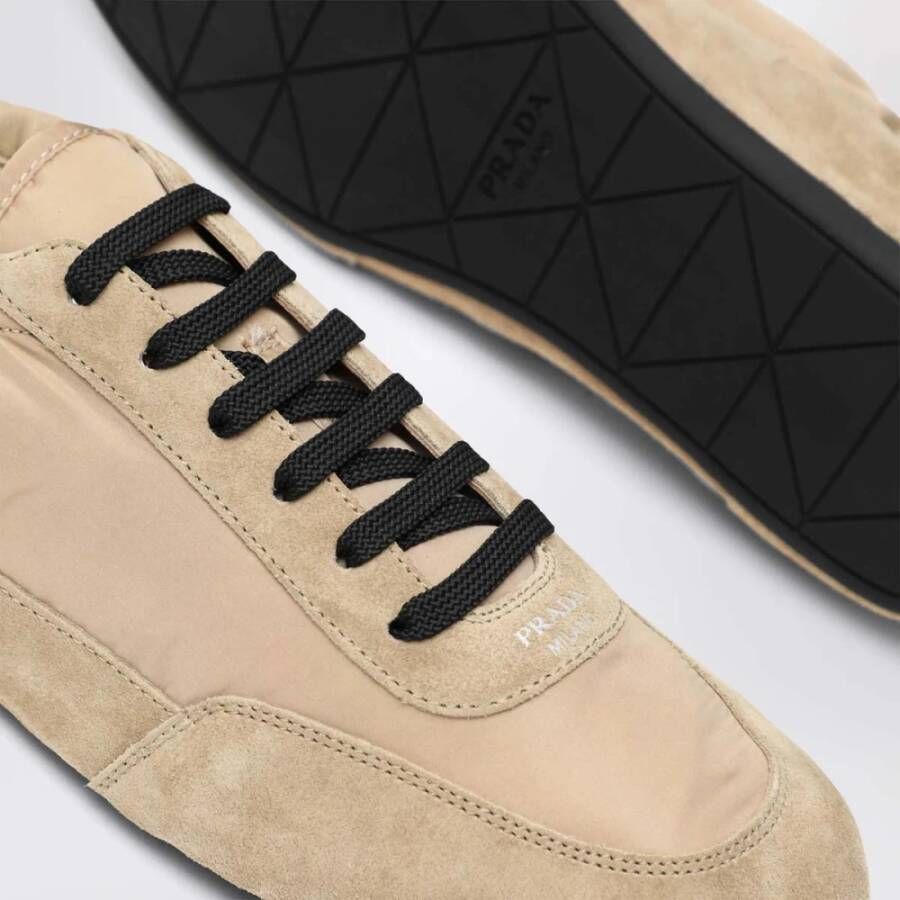 Prada Kameel Lage Sneakers