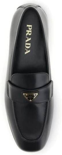 Prada Leren Loafers met Iconisch Detail