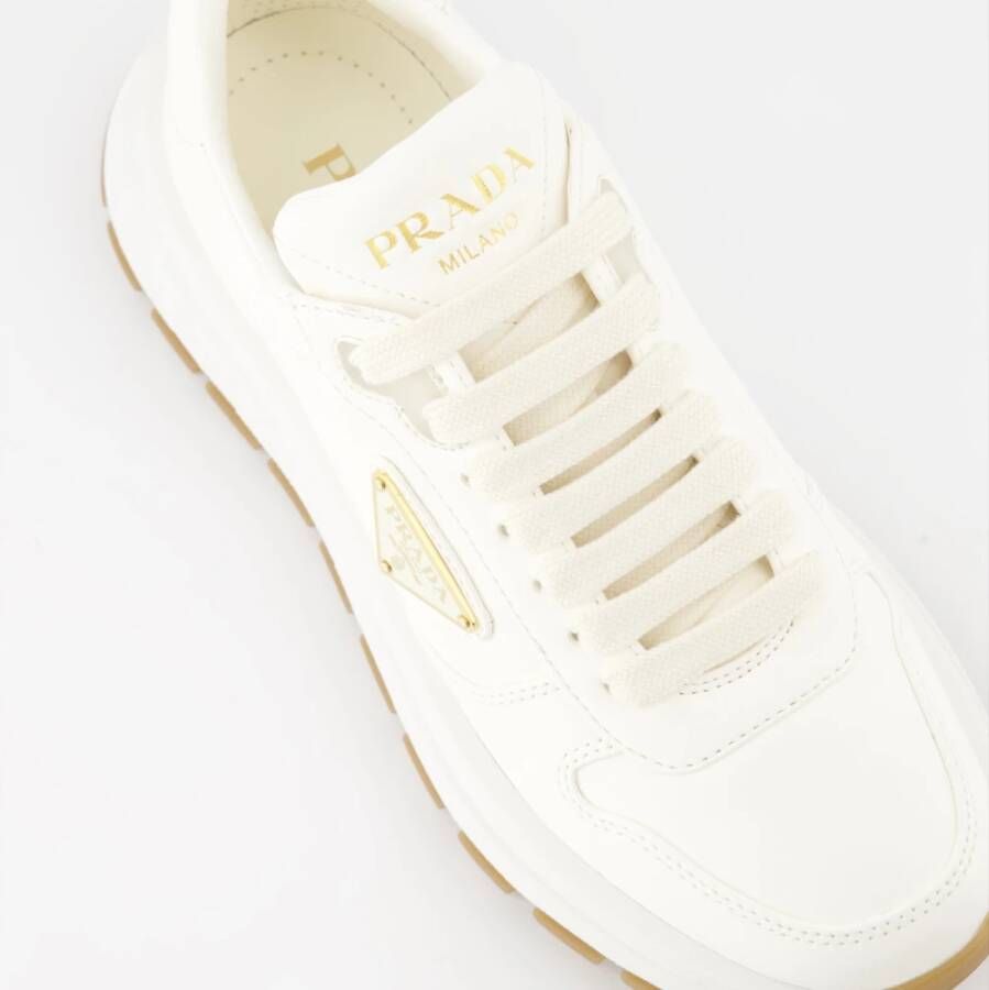 Prada Leren Vetersneakers White Dames