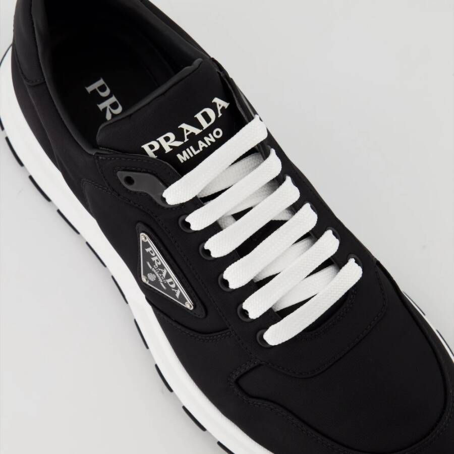 Prada Baskets Prax 01 Black Heren