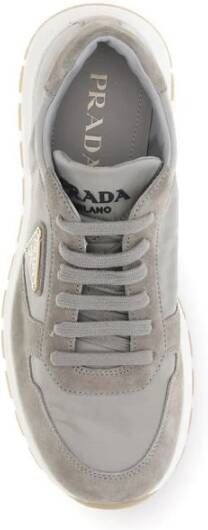 Prada Nylon Sneakers met getande zool