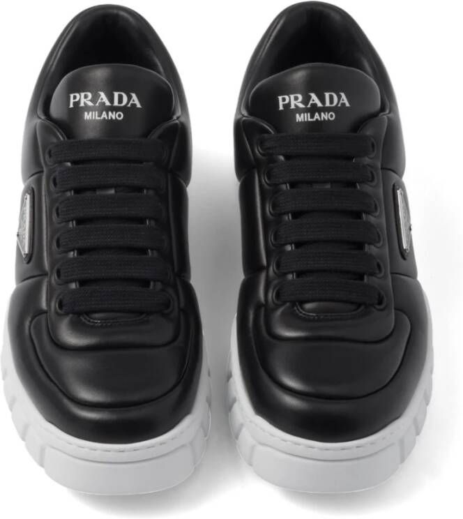 Prada Gewatteerde Leren Sneakers Zwart Heren