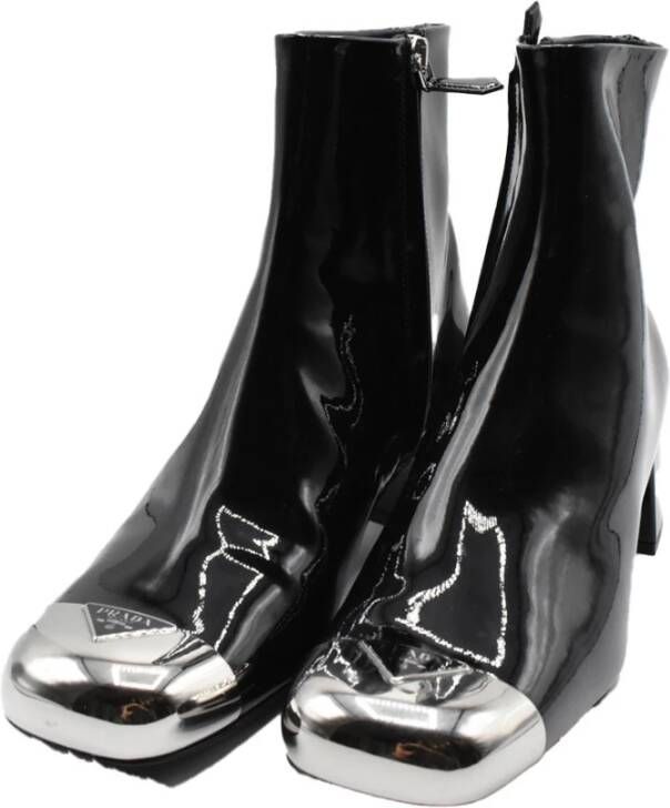 Prada Stijlvolle Booties voor Trendy Vrouwen