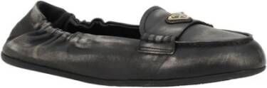 Prada Vintage-Effect Leren Loafers met Logo Plaque Brown Dames