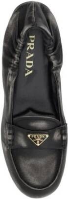 Prada Vintage-Effect Leren Loafers met Logo Plaque Brown Dames
