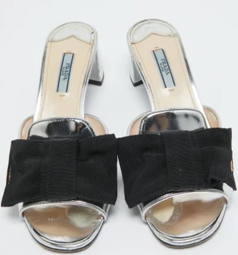 Prada Vintage Pre-owned Canvas sandals Gray Dames