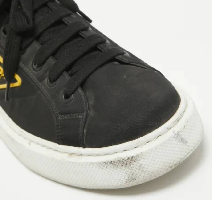 Prada Vintage Pre-owned Canvas sneakers Black Heren