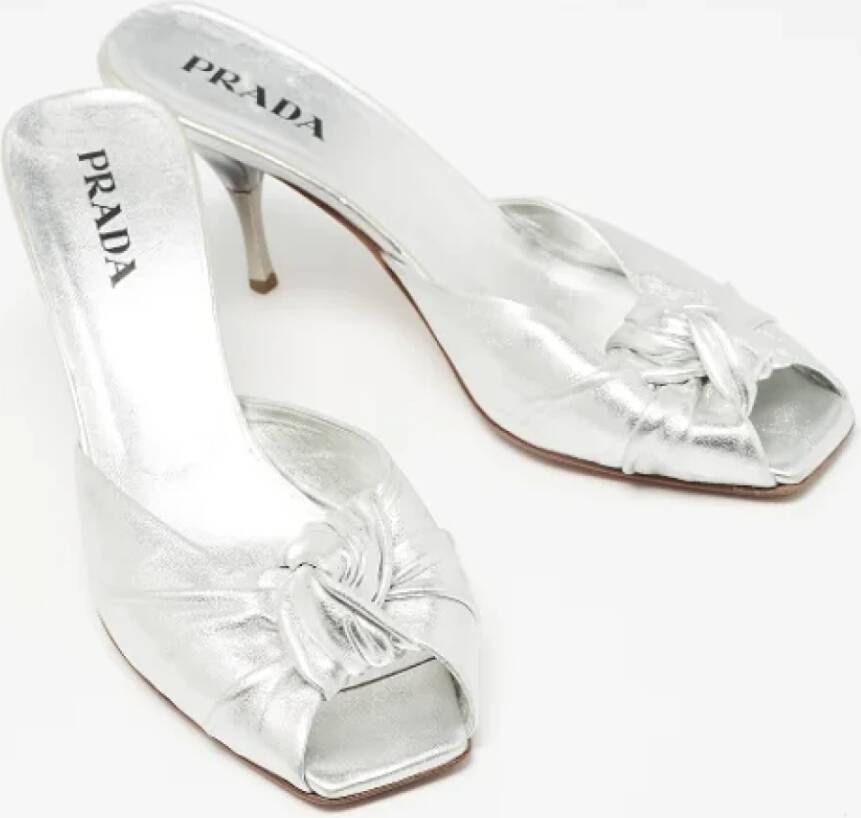 Prada Vintage Pre-owned Fabric sandals Gray Dames