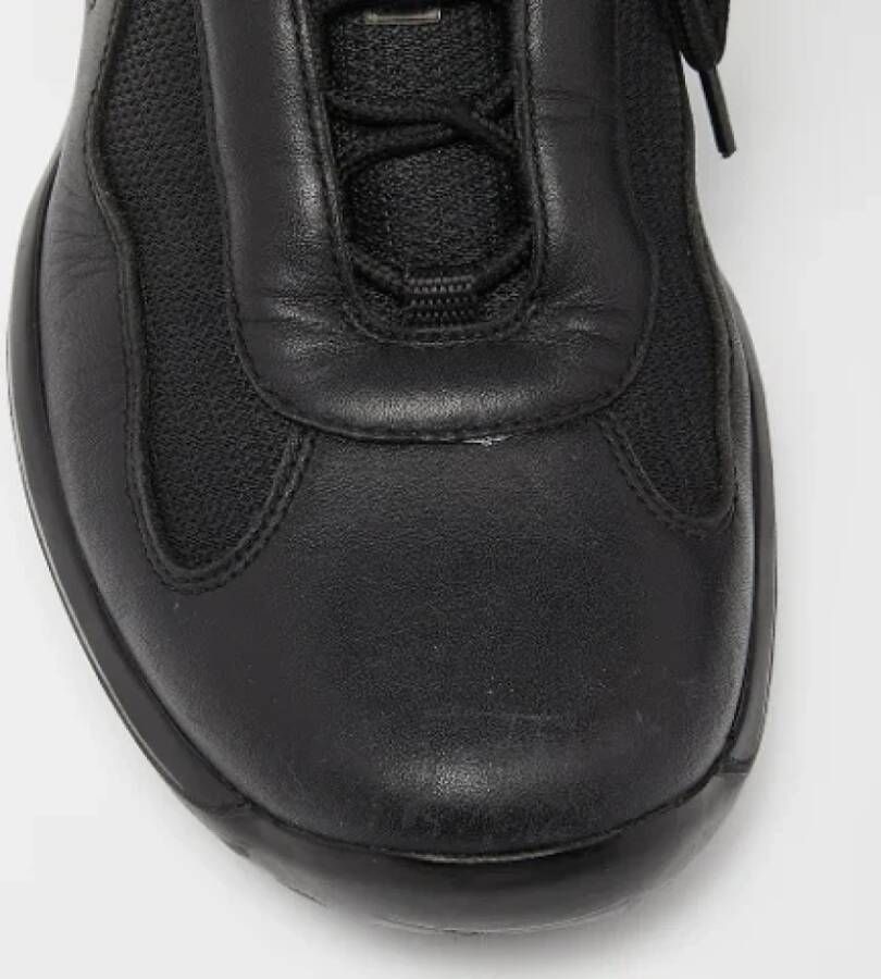 Prada Vintage Pre-owned Fabric sneakers Black Heren