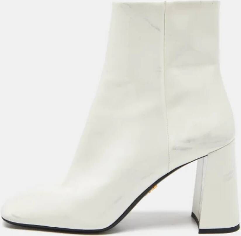 Prada Vintage Pre-owned Leather boots White Dames