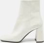 Prada Vintage Pre-owned Leather boots White Dames - Thumbnail 2