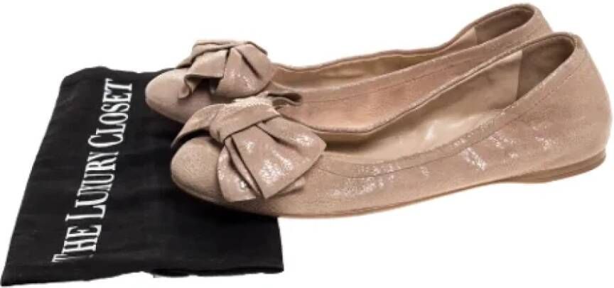 Prada Vintage Pre-owned Leather flats Beige Dames