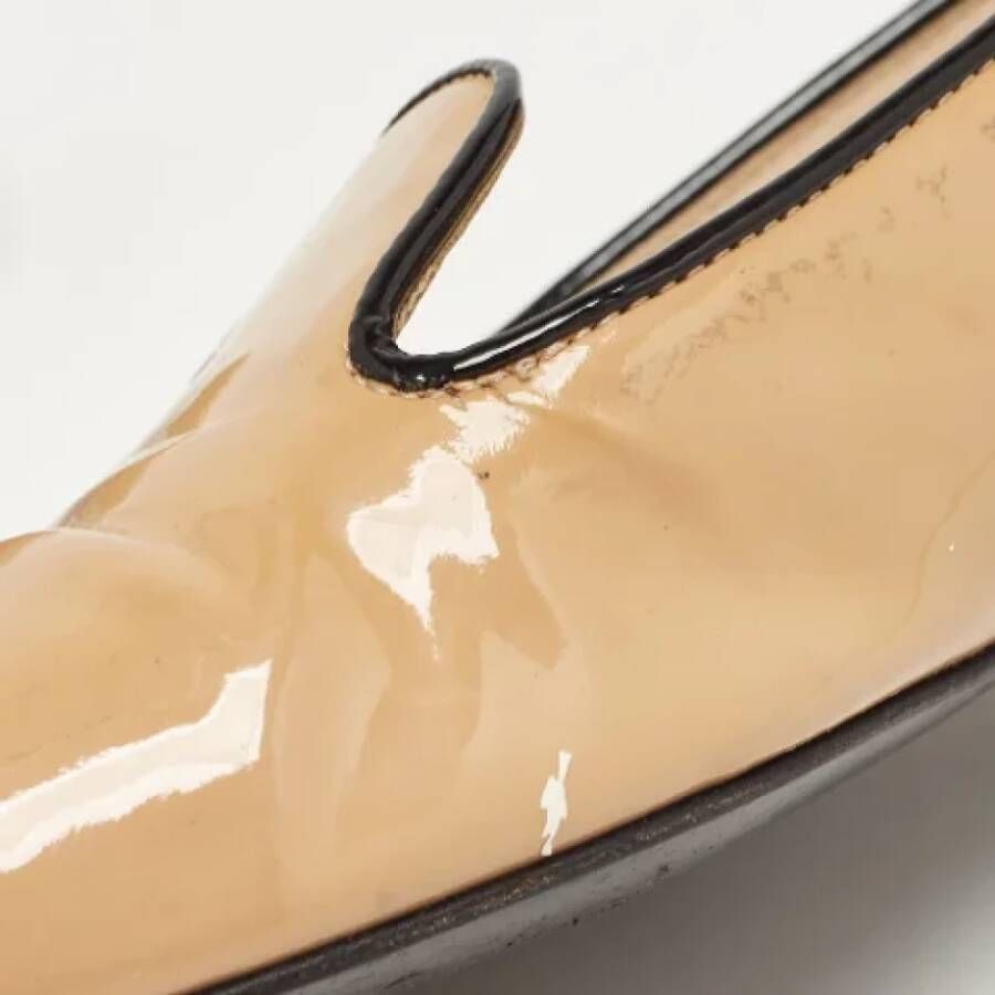 Prada Vintage Pre-owned Leather flats Beige Dames