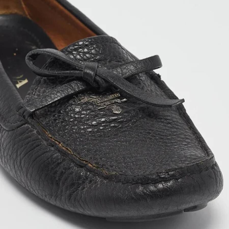 Prada Vintage Pre-owned Leather flats Black Dames
