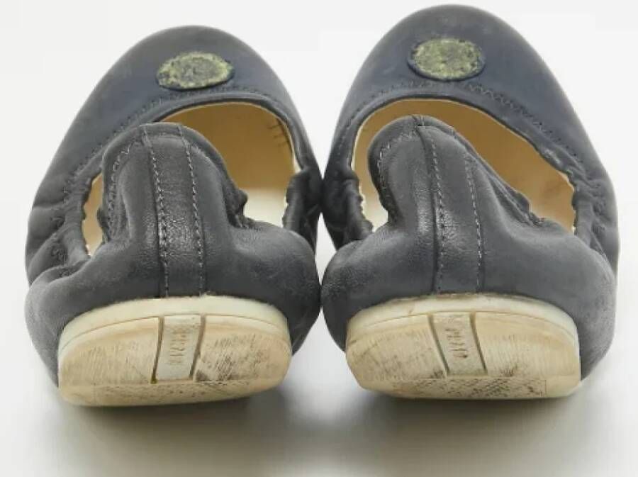 Prada Vintage Pre-owned Leather flats Blue Dames