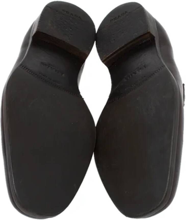 Prada Vintage Pre-owned Leather flats Brown Dames