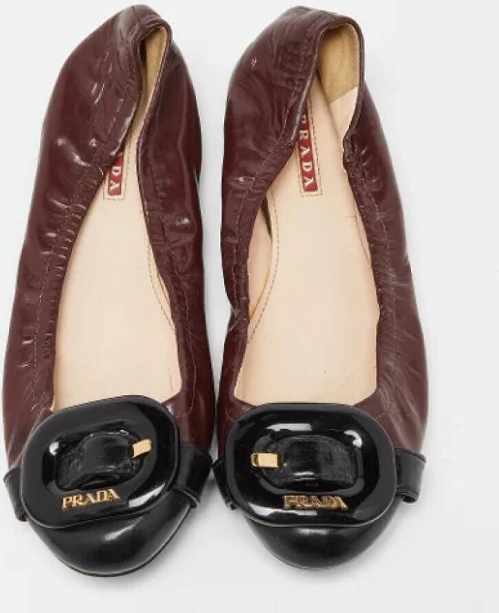 Prada Vintage Pre-owned Leather flats Brown Dames