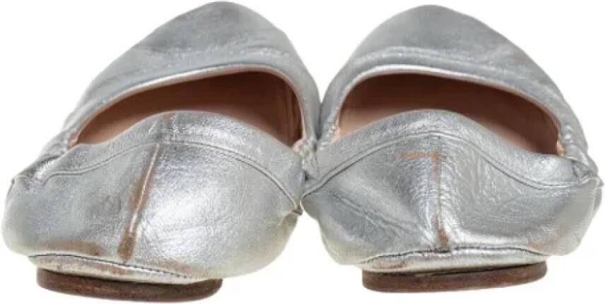 Prada Vintage Pre-owned Leather flats Gray Dames