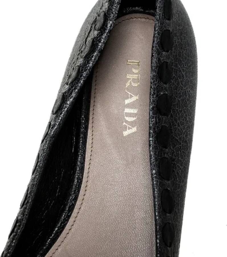 Prada Vintage Pre-owned Leather flats Gray Dames