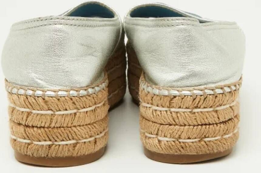 Prada Vintage Pre-owned Leather flats Gray Dames