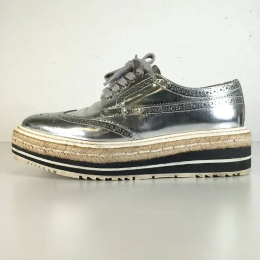 Prada Vintage Pre-owned Leather flats Gray Dames