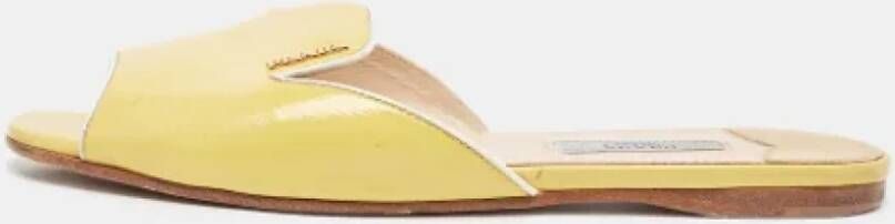 Prada Vintage Pre-owned Leather flats Yellow Dames