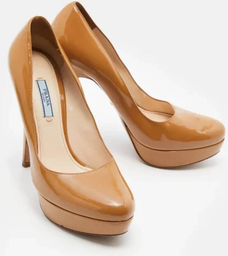 Prada Vintage Pre-owned Leather heels Beige Dames