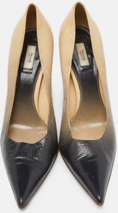 Prada Vintage Pre-owned Leather heels Beige Dames