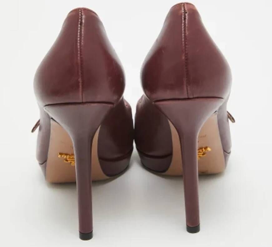 Prada Vintage Pre-owned Leather heels Red Dames