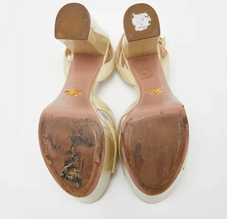 Prada Vintage Pre-owned Leather sandals Beige Dames