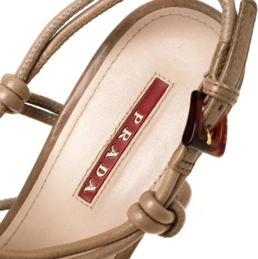 Prada Vintage Pre-owned Leather sandals Beige Dames