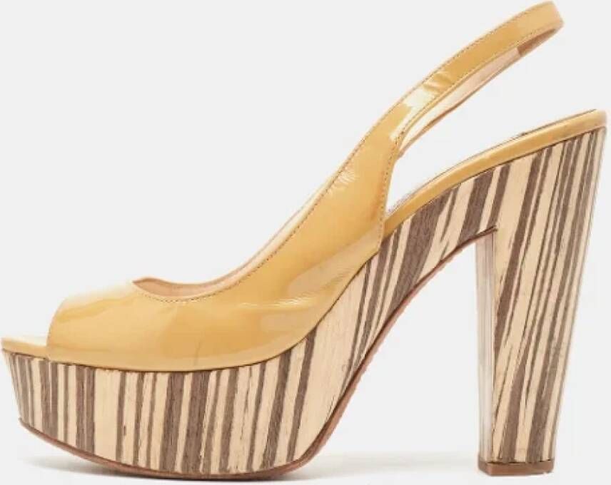 Prada Vintage Pre-owned Leather sandals Beige Dames