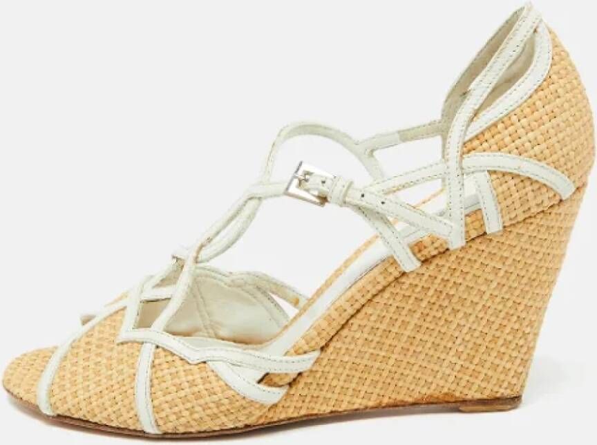 Prada Vintage Pre-owned Leather sandals Beige Dames