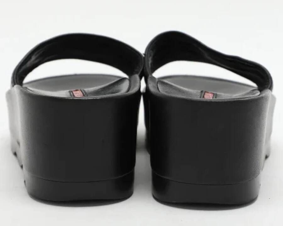 Prada Vintage Pre-owned Leather sandals Black Dames