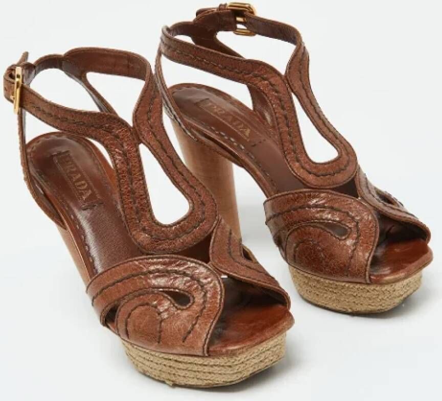 Prada Vintage Pre-owned Leather sandals Brown Dames