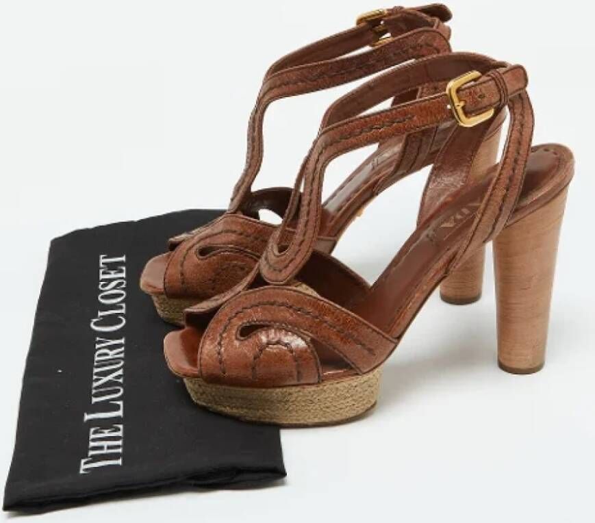 Prada Vintage Pre-owned Leather sandals Brown Dames