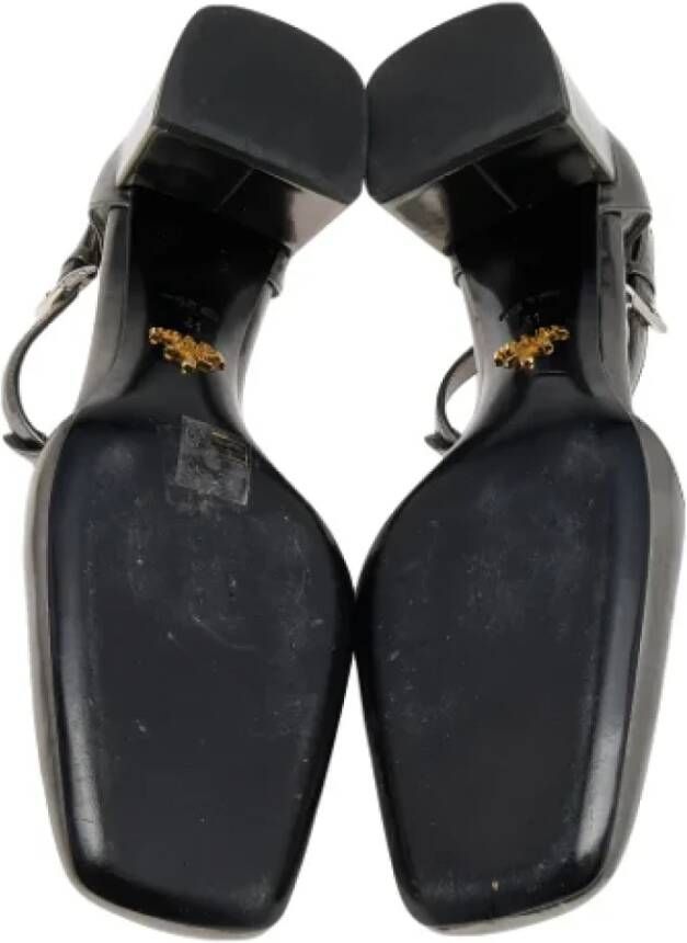 Prada Vintage Pre-owned Leather sandals Gray Dames