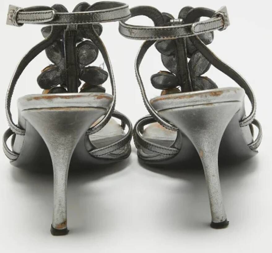 Prada Vintage Pre-owned Leather sandals Gray Dames