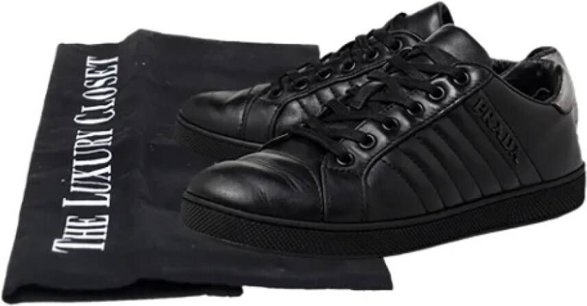 Prada Vintage Pre-owned Leather sneakers Black Dames