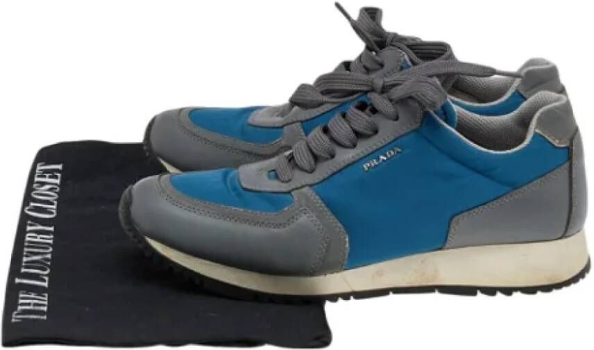 Prada Vintage Pre-owned Leather sneakers Blue Dames