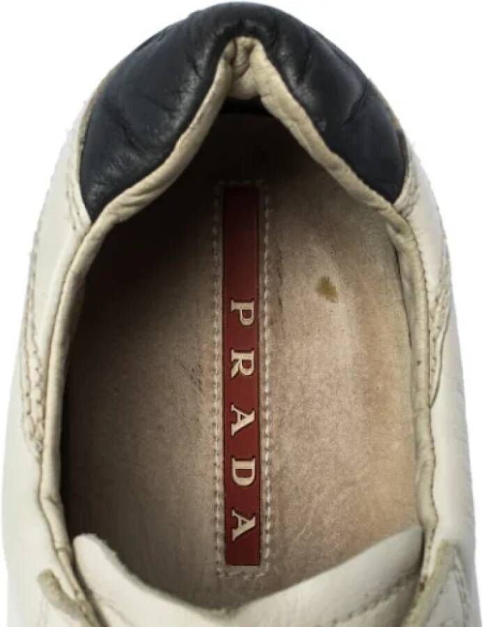 Prada Vintage Pre-owned Leather sneakers White Dames